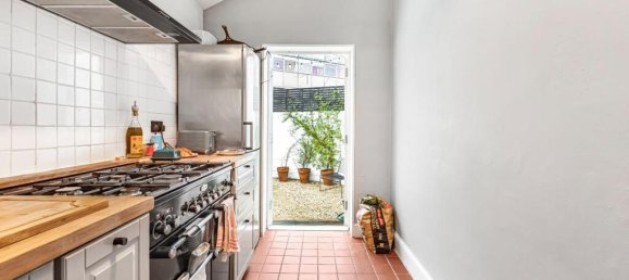 2 bedrooms House in London, United Kingdom No. 12378 4