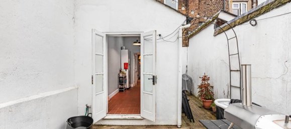 2 bedrooms House in London, United Kingdom No. 12378 13