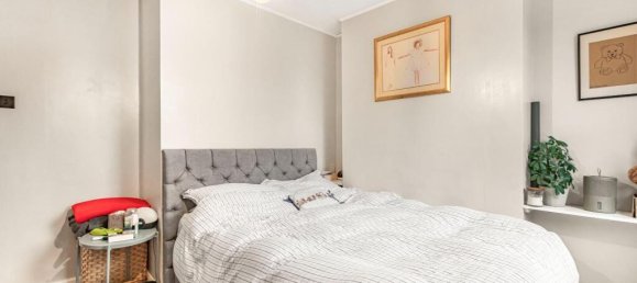 2 bedrooms House in London, United Kingdom No. 12378 7