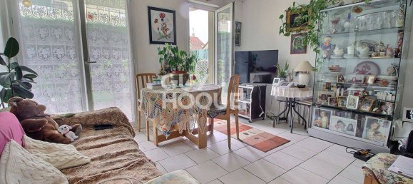 Apartamento T1 em Le Perray-en-Yvelines, France N.º 179161 2