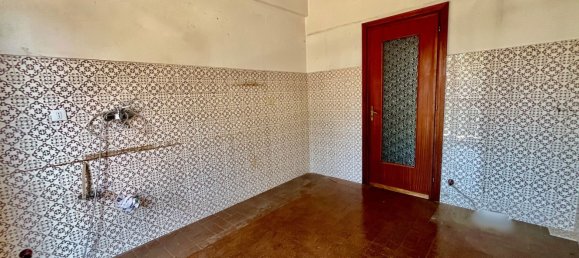 6 rooms Apartment in Celle Ligure, Italy No. 160982 3