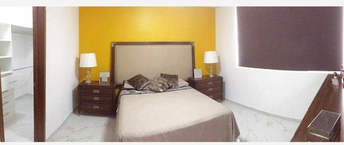 Apartamento de 3 dormitorios en Ciudad López Mateos, Mexico No. 220600