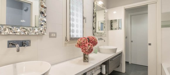 3 bedrooms Villa in Masate, Italy No. 295134 17