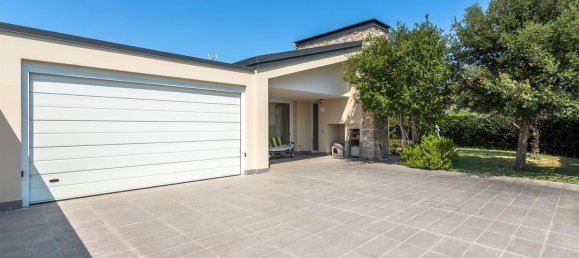 3 bedrooms Villa in Masate, Italy No. 295134 43