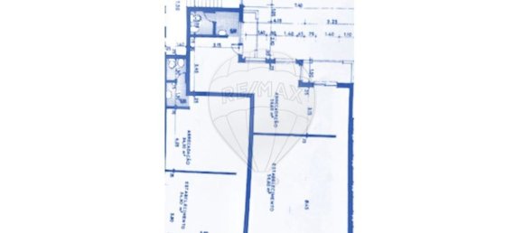 117m² Commercial property in Setubal, Portugal No. 92715 12