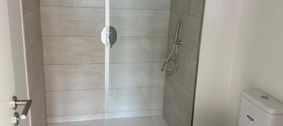 Apartamento de 2 dormitorios en Fuengirola, Spain No. 190804 7