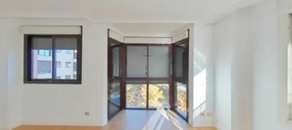 3 bedrooms Apartment in Madrid, Spain No. 178854 3