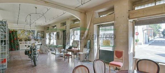 4 rooms Commercial property in Giussano, Italy No. 80102 7