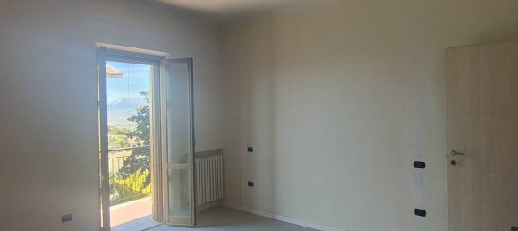 Casa de 6 divisões em Acquaviva Picena, Italy N.º 159564 9