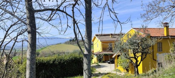 Casa de 6 divisões em Acquaviva Picena, Italy N.º 159564 2