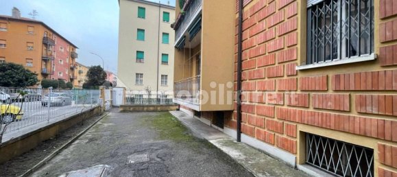 2 Schlafzimmer Wohnung in Bologna, Italy, Nr. 23924 5