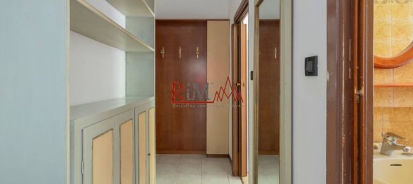 1 bedroom Apartment in Milan, Italy No. 347564 10
