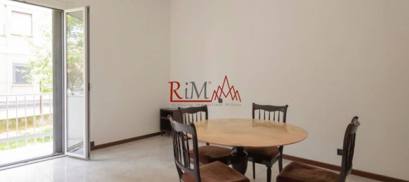 1 bedroom Apartment in Milan, Italy No. 347564 2