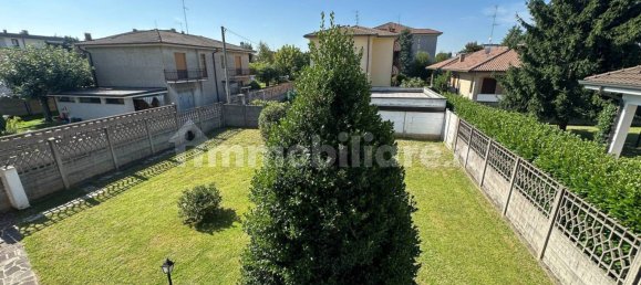 Villa de 5 dormitorios en Solaro, Italy No. 355765 30
