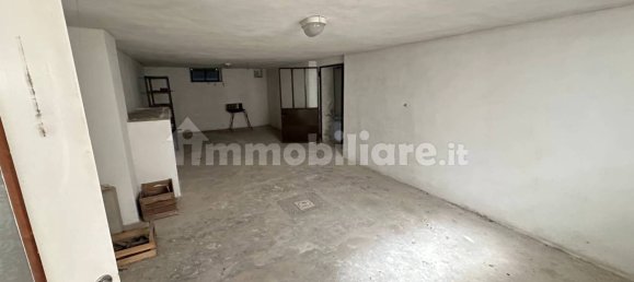 Villa de 5 dormitorios en Solaro, Italy No. 355765 22