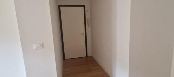 4 rooms Apartment in Florence, Italy No. 9430 12