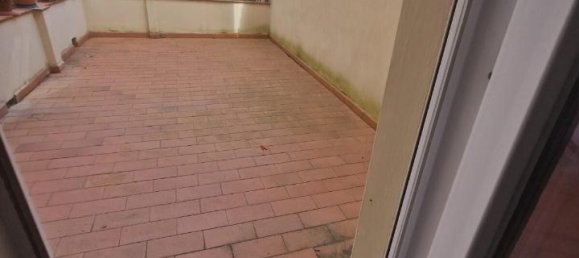 4 rooms Apartment in Florence, Italy No. 9430 11