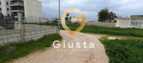 1 room Land in Mesagne, Italy No. 40136 5