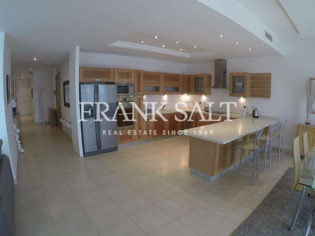 Квартира с 3 спальнями в Слима, Мальта № 10672