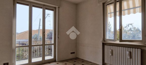 2 غرف نوم فيلا في Cavaria con Premezzo, Italy رقم 298399 9