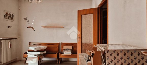 2 غرف نوم فيلا في Cavaria con Premezzo, Italy رقم 298399 4