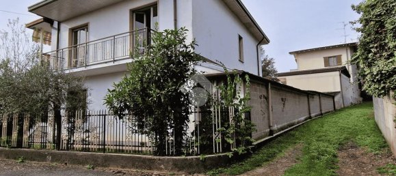 2 غرف نوم فيلا في Cavaria con Premezzo, Italy رقم 298399 2