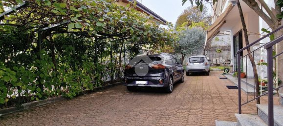 2 غرف نوم فيلا في Cavaria con Premezzo, Italy رقم 298399 22