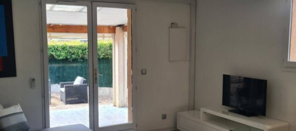 1 bedroom House in Tourrettes, France No. 330106 4