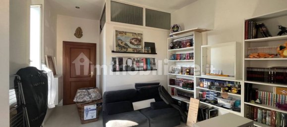 2 Schlafzimmer Wohnung in Livorno, Italy, Nr. 275630 6