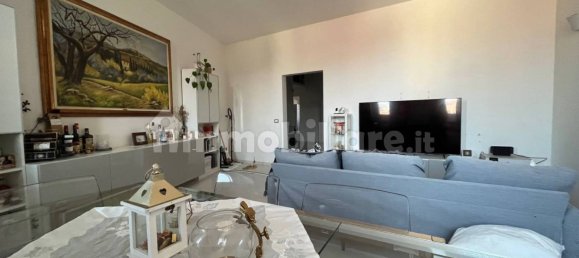 2 Schlafzimmer Wohnung in Livorno, Italy, Nr. 275630 35
