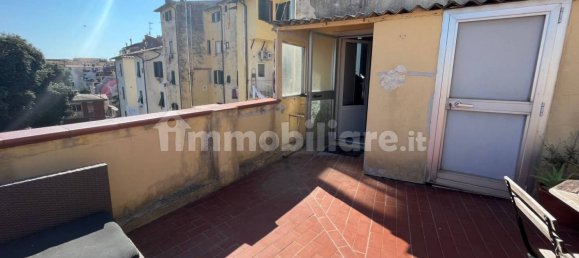 2 Schlafzimmer Wohnung in Livorno, Italy, Nr. 275630 5