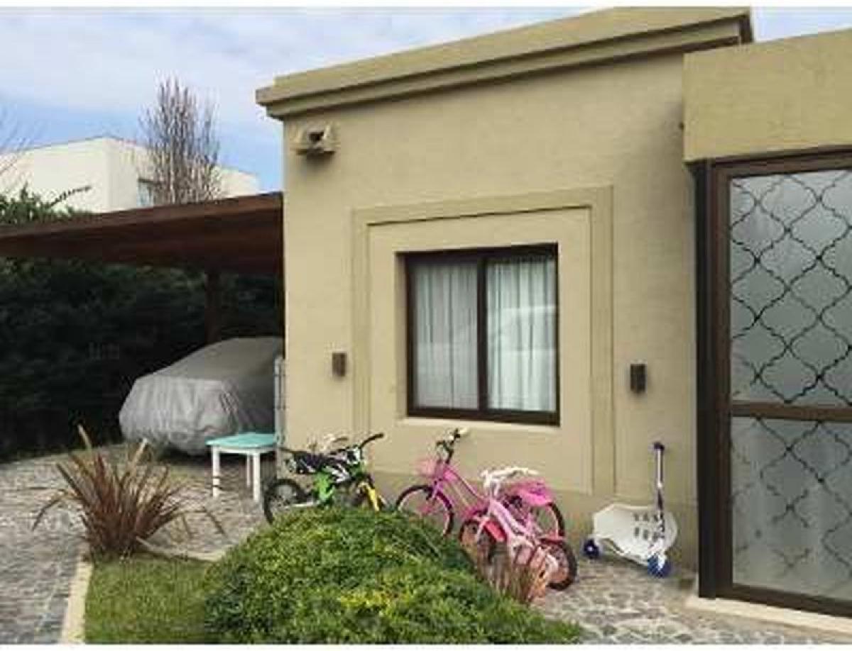 5 bedrooms House in Pilar, Argentina No. 10396