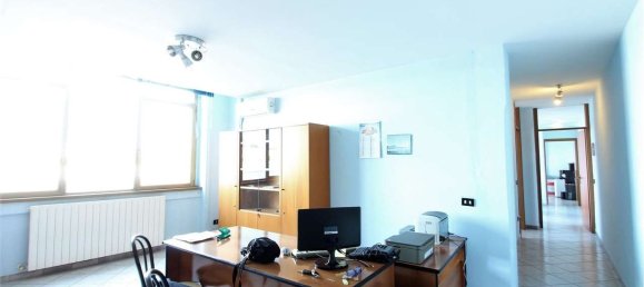 Bureau à Gorgonzola, Italy 120m² No. 359007 9