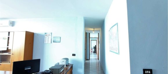 Bureau à Gorgonzola, Italy 120m² No. 359007 8