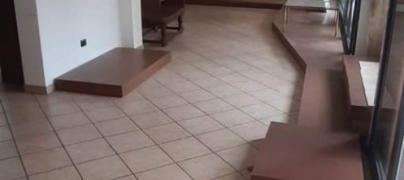 2 rooms Commercial property in Mirandola, Italy No. 223560 4