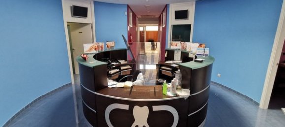 240m² Commercial property in Benidorm, Spain No. 18240 22