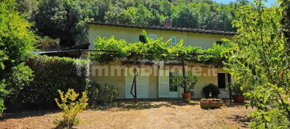 2 bedrooms House in Montescudaio, Italy No. 269086 3
