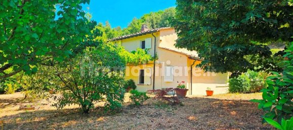 2 bedrooms House in Montescudaio, Italy No. 269086 2