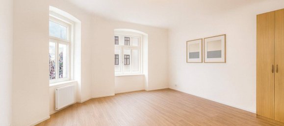 2 rooms Apartment in Hernals, Austria No. 27080 8