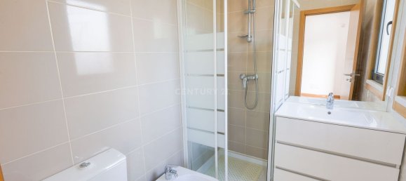 10 Schlafzimmer Haus in Corroios, Portugal, Nr. 122488 17