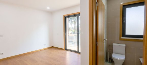 10 Schlafzimmer Haus in Corroios, Portugal, Nr. 122488 10