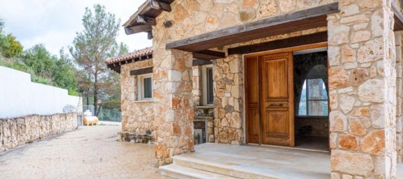 220m² Villa in Paphos, Cyprus No. 12221 6