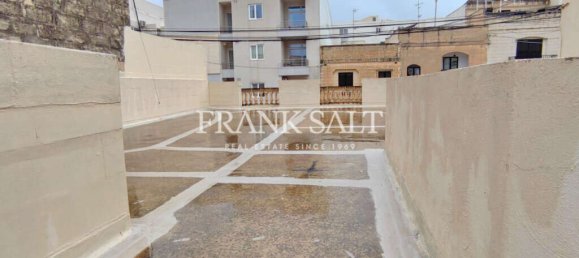 2 bedrooms House in Siggiewi, Malta No. 11298 7