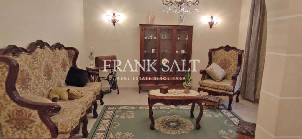 2 bedrooms House in Siggiewi, Malta No. 11298