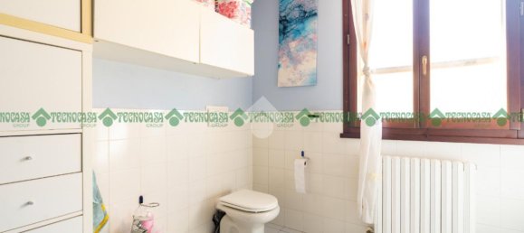 Villa de 6 divisões em Castelfranco Emilia, Italy N.º 238991 16