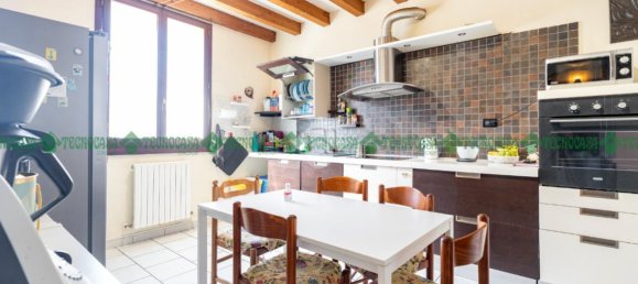 Villa de 6 divisões em Castelfranco Emilia, Italy N.º 238991 42