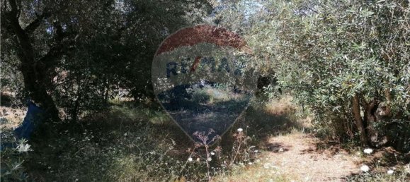 323m² Land in Loures, Portugal No. 69685 4