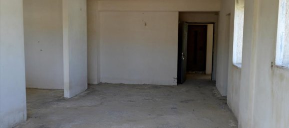 5 bedrooms Villa in Markopoulo Mesogaias, Greece No. 5825 5