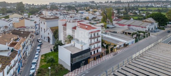 Gebäude in Marbella, Spain 250m², Nr. 117425 2
