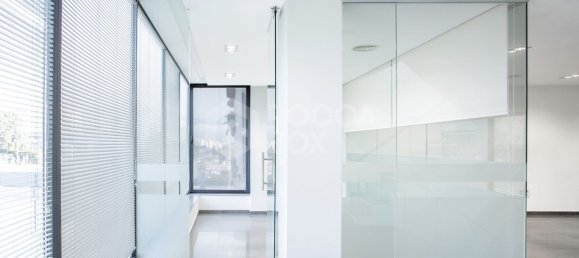 Gebäude in Marbella, Spain 250m², Nr. 117425 7